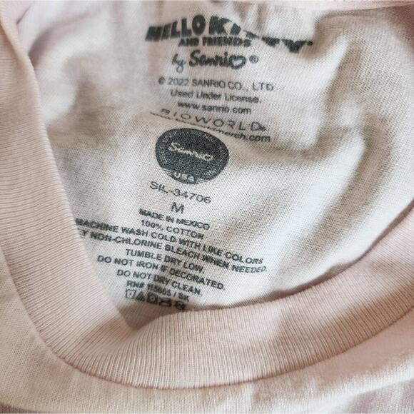 SAN RIO HELLO KITTY PINK OFFICIALLY LICENSED TEE SIZE LARGE - Picture 5 of 5